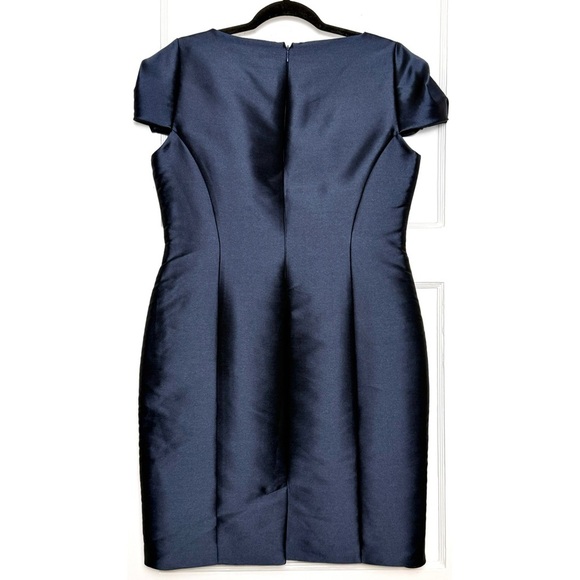 NWT LA PERLA Navy Silk Twill Pleated Puff Short Sleeve Tailored Sheath Dress 10 - Picture 3 of 5